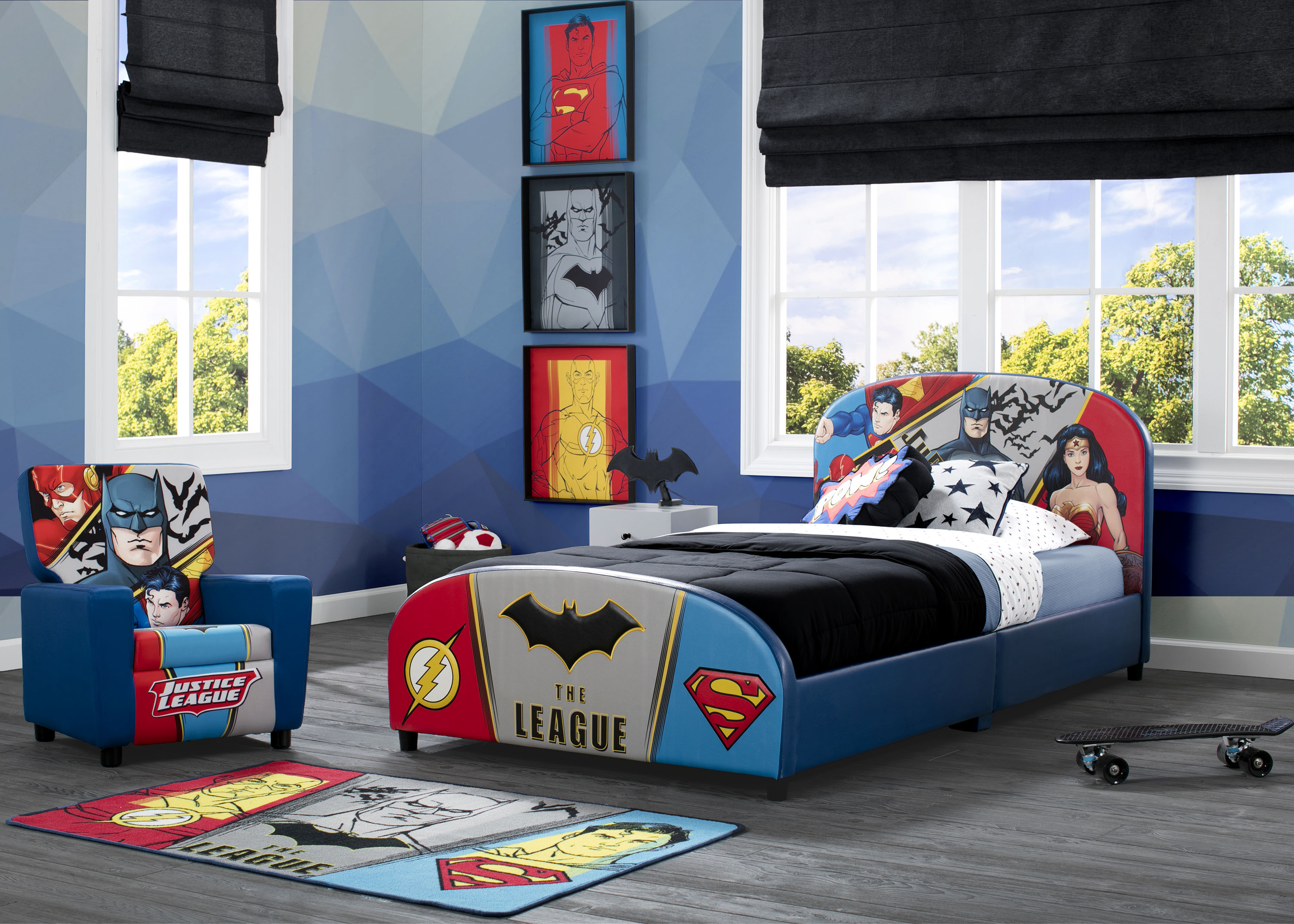 DC Comics Justice League 掛け布団 DC Comics Justice League Upholstered Twin Bed - Delta Children
